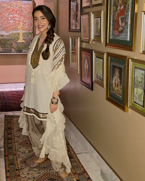 Plain Dobby Kurta with Beige Salwar Set