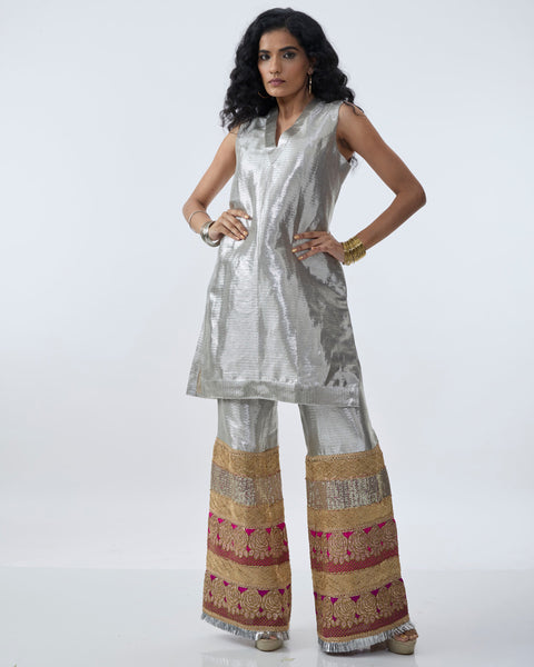 Pia Sleeveless Kurta